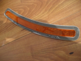 BMW X6 - Reflector RIGHT PASSENGER- 7437082